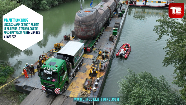 Convoi exceptionnel : près de 500 tonnes (environ 350 tonnes de sous-marins et environ 150 tonnes de remorque surbaissée) ont cheminé vers Sinsheim. Crédits photos : Auto - Technik - Museum e.V.